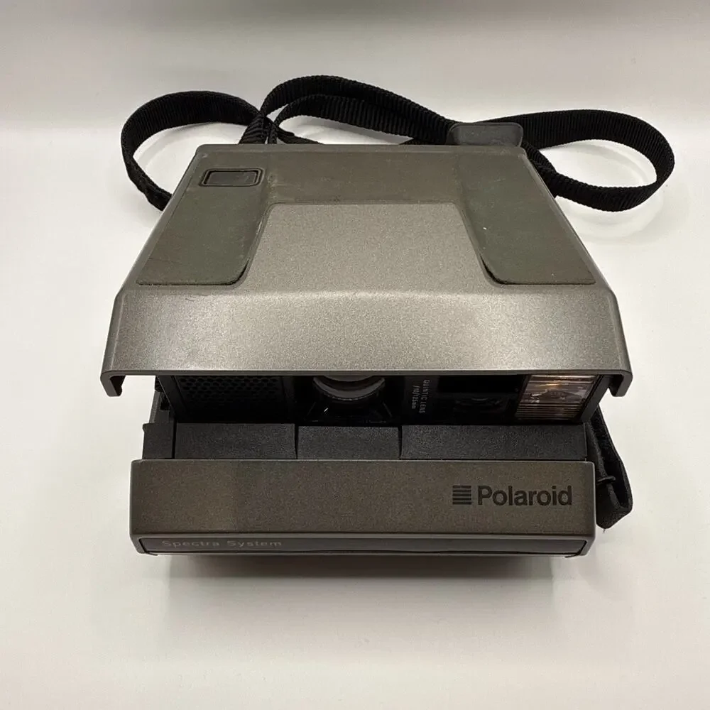 PREOWNED VINTAGE POLAROID SPECTRA‎ SYSTEM POLAROID CAMERA